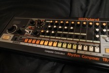 Roland TR-08 Rhythm Composer Boutique Series bateria testada funciona muito bem comprar usado  Enviando para Brazil