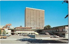 Cartão postal vintage cromado década de 1960 Reno, Nevada DOWN TOWNER MOTOR LODGE Roadside comprar usado  Enviando para Brazil