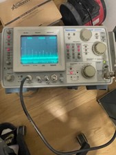 Analyseur spectre tektronix d'occasion  Clermont-Ferrand-