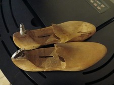 Embauchoir chaussures bois d'occasion  Aubin