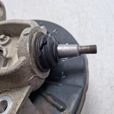 Mozzo montante fusello usato Mozzo montante fusello usato  Mineo