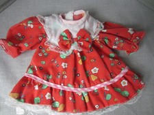 Vêtement poupée robe d'occasion  Chamarande