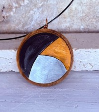 Collana ciondolo oliva usato  Magione