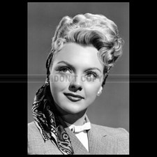 Photo .010624 leslie d'occasion  Martinvast