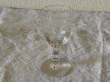 Ancien verre pied d'occasion  Chambon-sur-Voueize