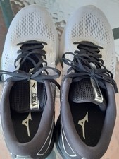 Scarpe running mizuno usato  Cona