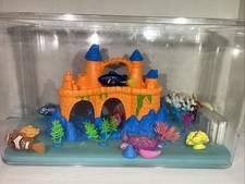 Zuru 17 peças Conjunto de tanque de peixes de aquário Robo Alive Light Up 3,1 galões HGT-27 comprar usado  Enviando para Brazil