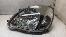 fari toyota yaris anteriori usato  Italia