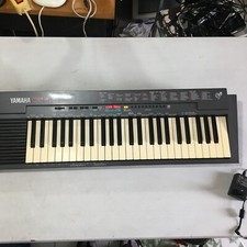 Bellissima tastiera yamaha usato  Piedimonte Etneo