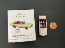 Usado, ORNAMENTO EM MINIATURA FORD MUSTANG HALLMARK 2019 LIL' CARROS CLÁSSICOS 1966 comprar usado  Enviando para Brazil