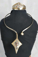 Mauricio collar necklace for sale  HELENSBURGH