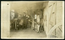 CARTÃO POSTAL WILLINGTON COUNTY DURHAM INGLATERRA - MOTOCICLETA + LOJA DE RODAS 1910 RPPC comprar usado CARTÃO POSTAL WILLINGTON COUNTY DURHAM INGLATERRA - MOTOCICLETA + LOJA DE RODAS 1910 RPPC comprar usado  Enviando para Brazil