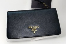 Usado, PRADA SAFFIANO CLUTCH - Preto e Dourado, Leve, Alça Destacável, Bolsa comprar usado  Enviando para Brazil