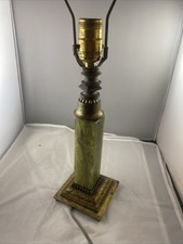 Usado, Abajur de mesa vintage verde ônix e acabamento em latão 11” de altura coluna coríntia - Funciona comprar usado  Enviando para Brazil