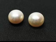 Pearl d'occasion  Expédié en Belgium
