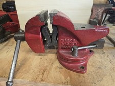 Maca de bancada vintage Wards Master Quality 3” mandíbula 14,5 libras base giratória comprar usado Maca de bancada vintage Wards Master Quality 3” mandíbula 14,5 libras base giratória comprar usado  Enviando para Brazil