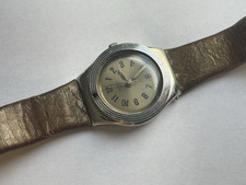 Jolie montre vintage d'occasion  Chambray-lès-Tours