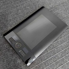 Wacom intuos medium for sale  LONDON