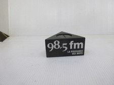 98,5 FM MICROFONE BANDEIRA ESTAÇÃO DE RÁDIO FRANCESA RÁDIO MONTREAL TALK comprar usado  Enviando para Brazil