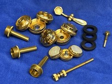 Conjunto de acabamento de trompete Bach Stradivarius folheado a ouro com tampas de válvula inferiores pesadas comprar usado  Enviando para Brazil