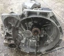 Cambio manuale marce usato  Putignano