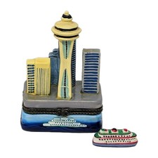 Seattle space needle for sale  Lewellen