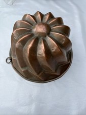 Moule gâteau ancien d'occasion  Gommegnies