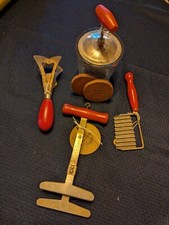 Set antique red for sale  Mukwonago
