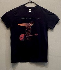 Camiseta Queens of the Stone Age preta concerto média Gildan comprar usado  Enviando para Brazil