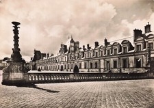 Fontainebleau chateau cour d'occasion  France