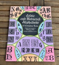 Livre calligraphie typographie d'occasion  La Madeleine