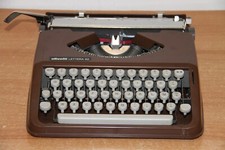 Macchina scrivere olivetti usato  Faenza
