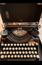 Underwood portable ancienne d'occasion  Carqueiranne