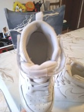 Scarpe nike bianche usato Scarpe nike bianche usato  Sansepolcro