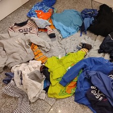 Riesen kleiderpaket 104 gebraucht kaufen  Neunkirchen a.Brand