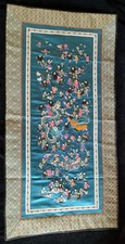Ancienne broderie artisanale d'occasion  Aulnay-sous-Bois