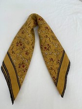 Foulard carré soie d'occasion  Le Péage-de-Roussillon