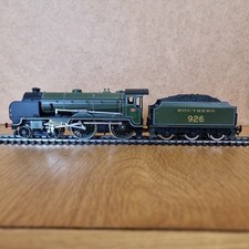 Hornby r683 schools for sale  DERBY