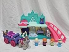 Używany, Little People Disney Frozen Arendelle Castle Zestaw do zabawy z figurkami Światła i dźwięk na sprzedaż  Wysyłka do Poland