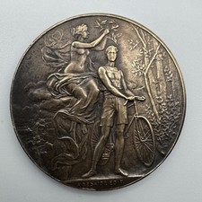 Médaille artistique ancienne d'occasion Médaille artistique ancienne d'occasion  Châtres-sur-Cher