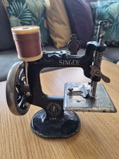 Singer model miniature for sale  GRIMSBY