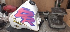 Serbatoio suzuki 350 usato  Palermo