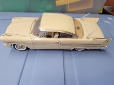 Motor Max diecast 1/18 1958 Plymouth Fury - Cor creme veja fotos, sem caixa comprar usado  Enviando para Brazil