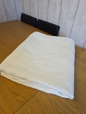 white bed throw for sale  MANCHESTER