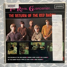 Royal guardsmen return for sale  LEICESTER