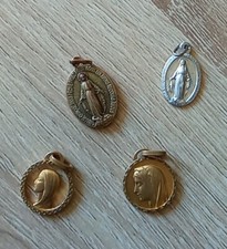 Médailles religieuses ancienn d'occasion  Grenoble-