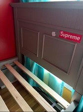 Twin size bed for sale  Cambridge