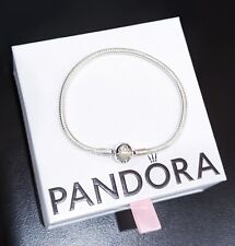 NUEVO 100% Auténtico PANDORA Suave Plata 925 Logotipo Cierre Brazalete 590728 segunda mano  Embacar hacia Argentina