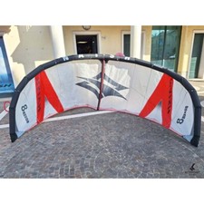 Vela per kitesurf usato  Malcesine