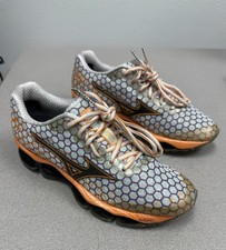 Tênis de corrida Mizuno feminino EUA 7 Wave Prophecy 3 malha laranja metálico com cadarço, usado comprar usado Tênis de corrida Mizuno feminino EUA 7 Wave Prophecy 3 malha laranja metálico com cadarço, usado comprar usado  Enviando para Brazil